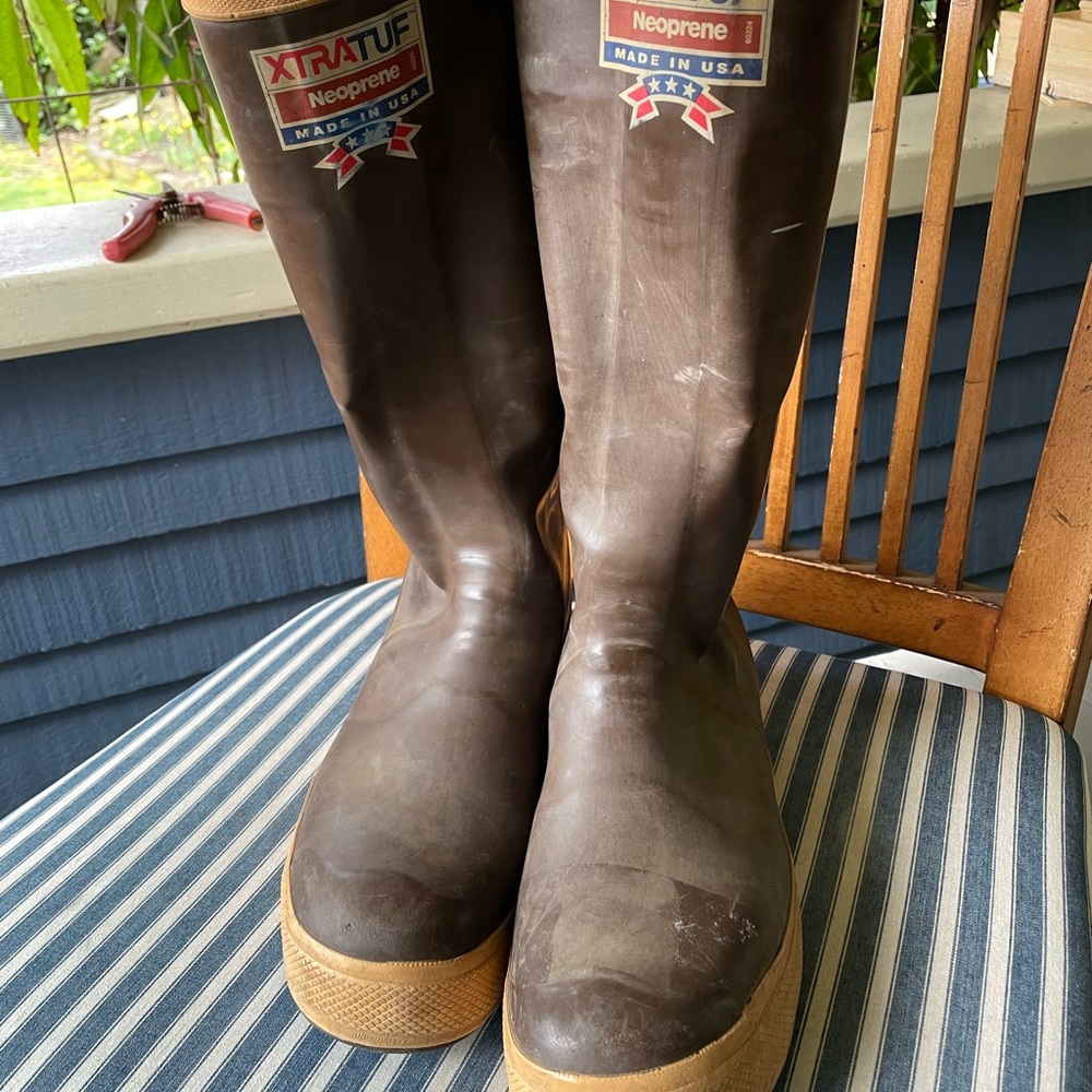 Xtratuf rubber boots